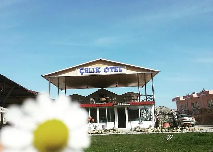 Celik Otel Mut foto