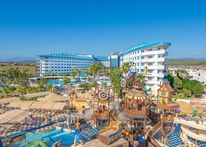 Crystal Admiral Resort Suites & Spa Kizilot photo