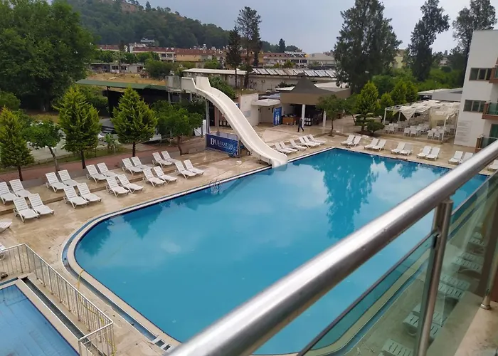 Beralisa Family Garden Resort photo