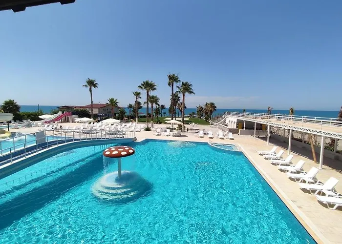 Diva Turka Beach Hotel Iskenderun photo