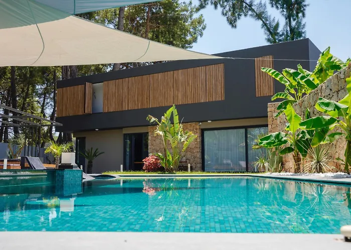 La Serenite Villa Deluxe Yukarikaraman photo