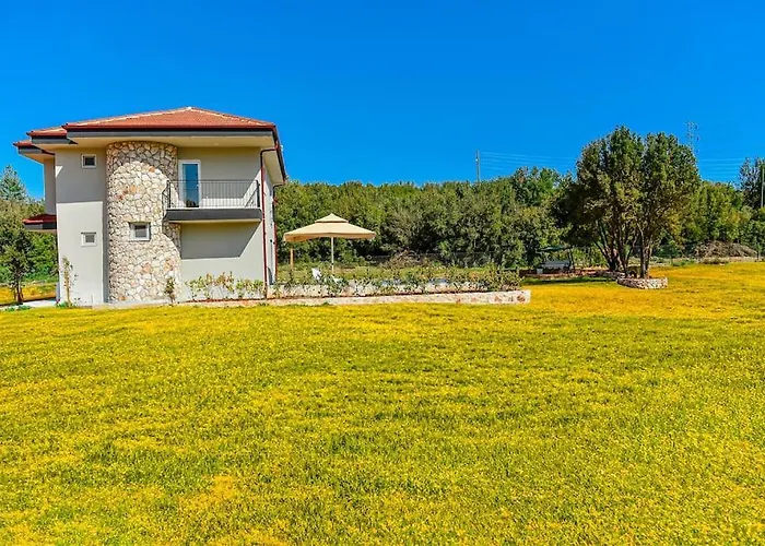 3 Bedroom Villa With Private Pool Sarilar photo